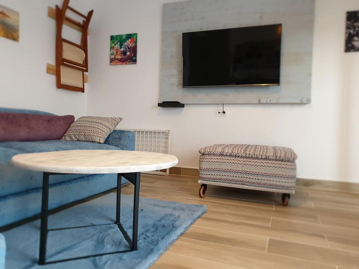 Marina Surf Hotell Năvodari Exteriör bild
